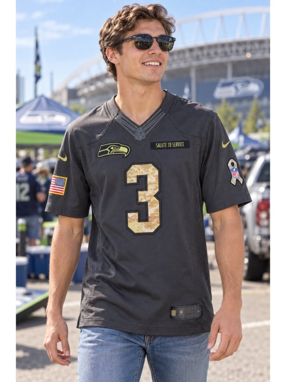 Nike Russell Wilson Seattle Seahawks Salute to Service Jersey Men S EUC Sewn